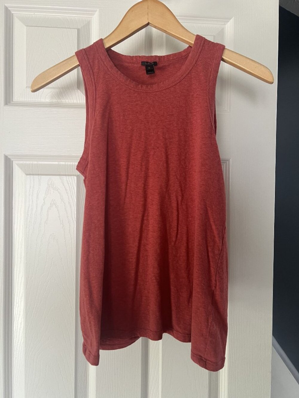 J Crew Twist Back Tank Top Womens XS Red Sleeveless Open Back Casual Top